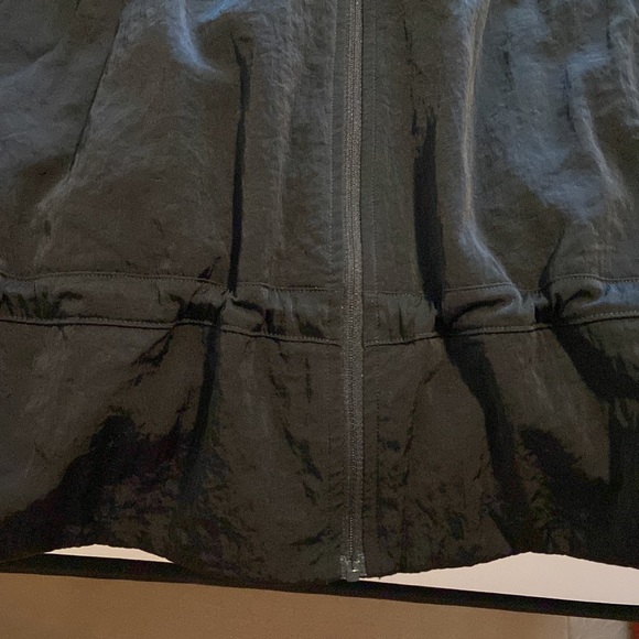 Lululemon hooded jacket water resistant - Picture 3 of 7